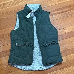 ✨NWT✨ Francesca’s Reversible Vest